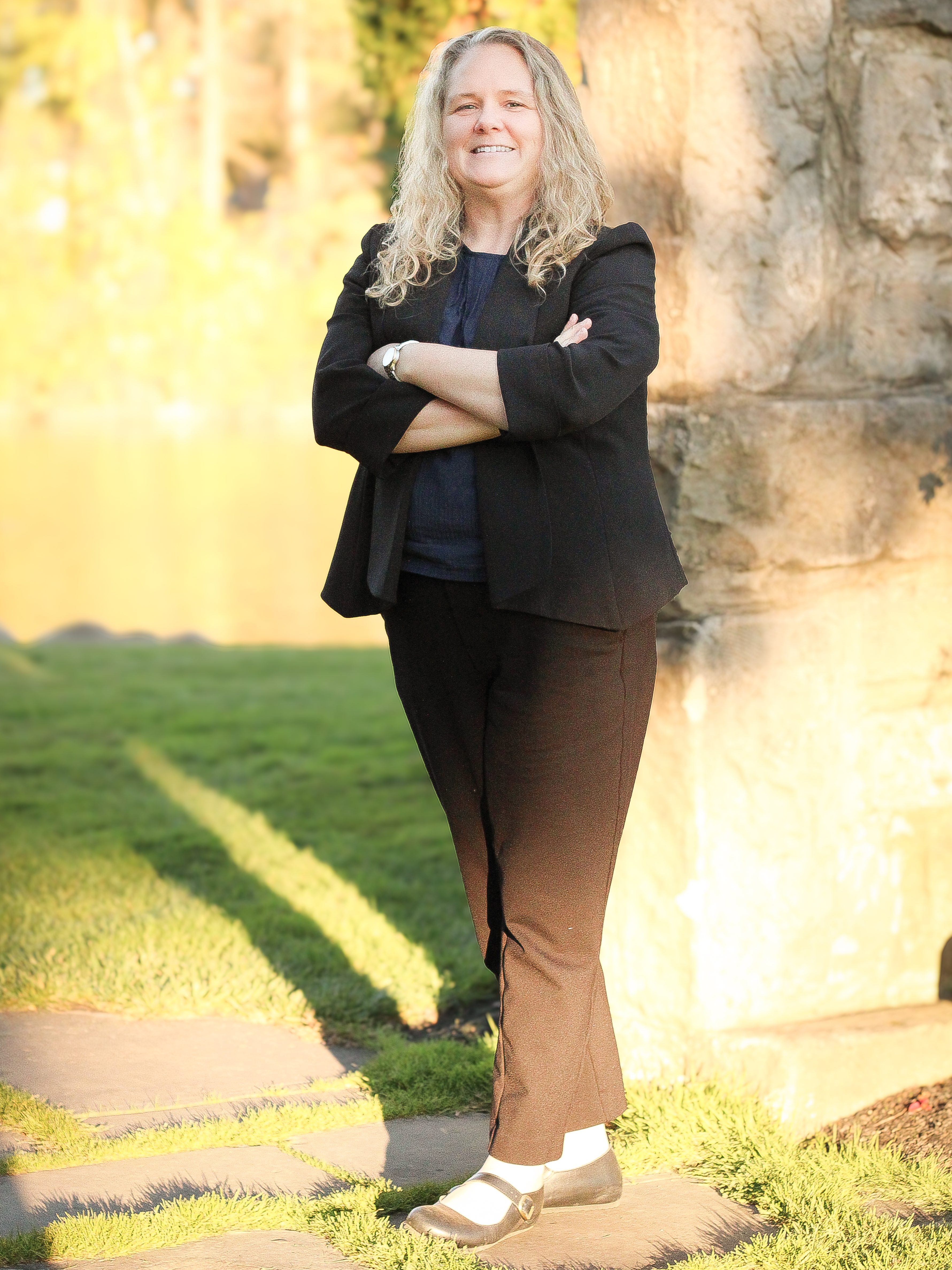 Photo of Carrie, small business owner, writer, and leadership consultant behind Thought Chatter.”